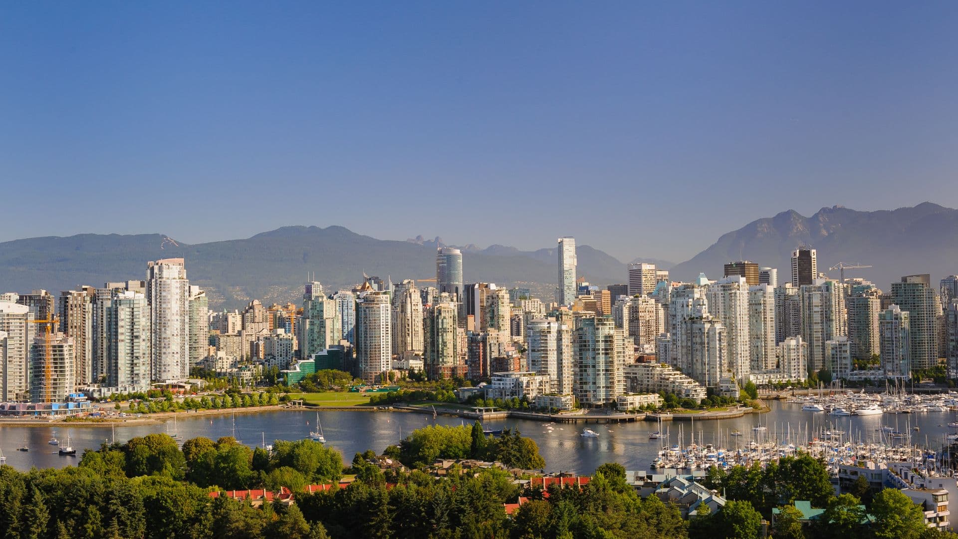 Experience the Best of Australia- A Journey of Iconic Landmarks & Natural Wonders