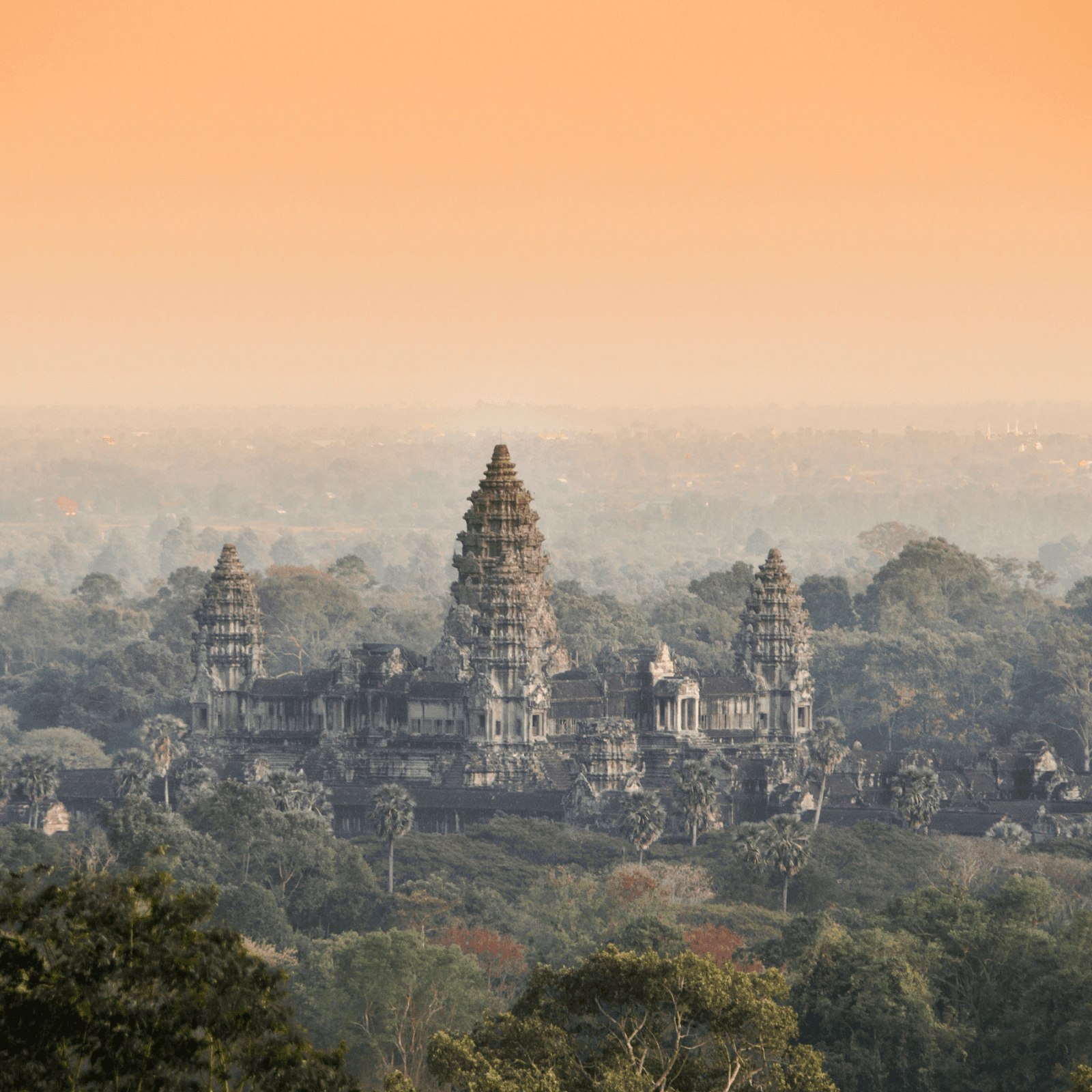 Angkor Wat & Bakheng Hill Sunset: Marvel at Cambodia’s iconic temples and enjoy a stunning sunset over the Angkor complex.