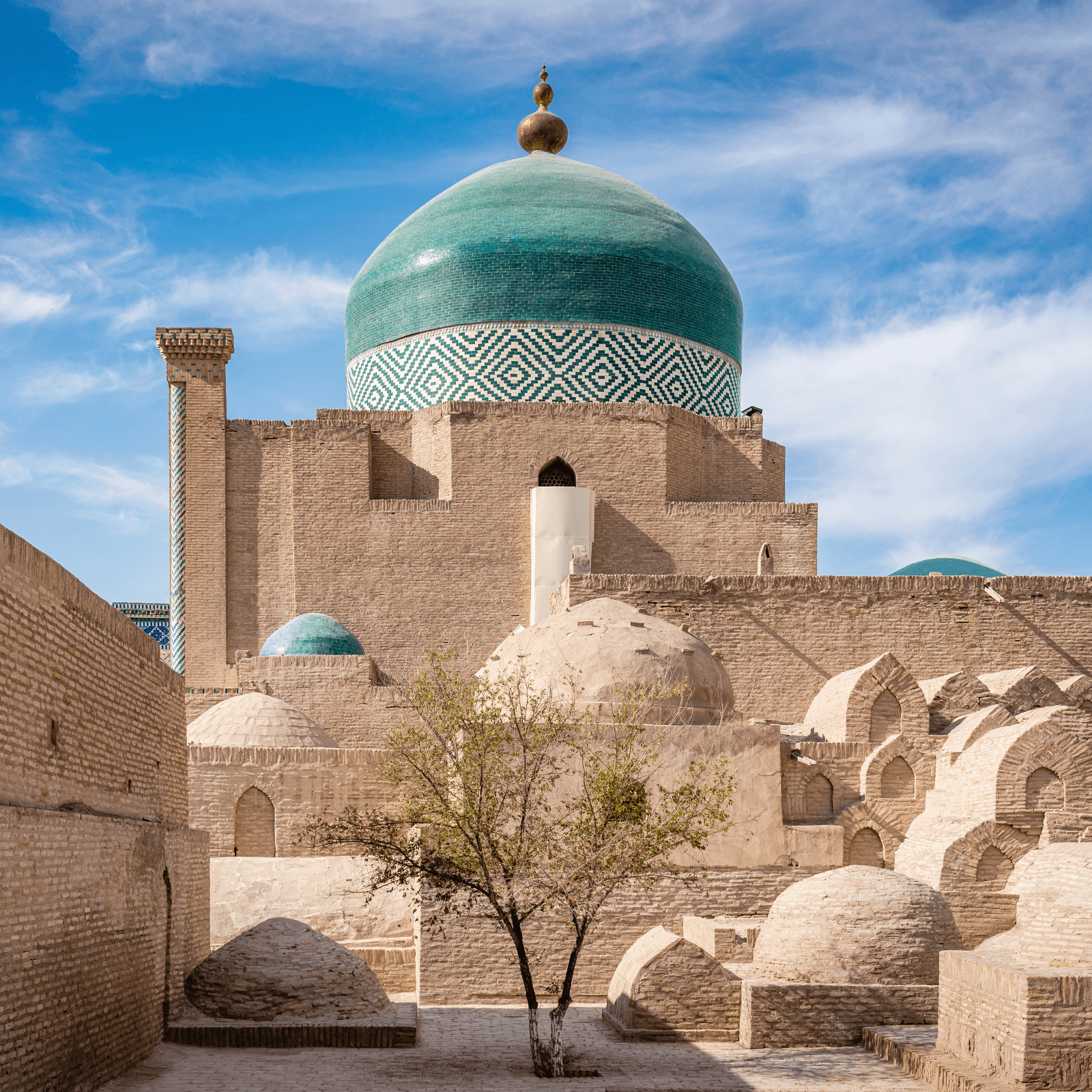 Embark on a peaceful boat ride to Barahi Temple in Pokhara, offering panoramic views of Fewa Lake surrounded by majestic mountains.