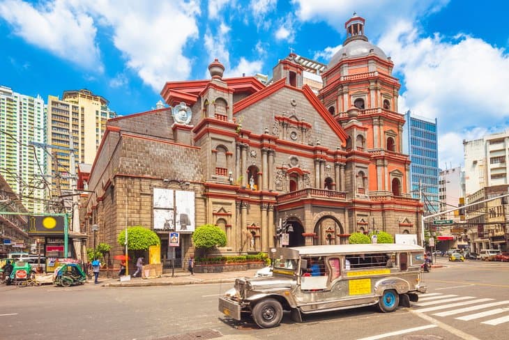 Marvel at the mysterious and iconic Chocolate Hills, a geological formation that turns a lush chocolate brown at the end of the dry season. This natural wonder is not only a sight to behold but also offers a fantastic viewpoint of the surrounding countryside.