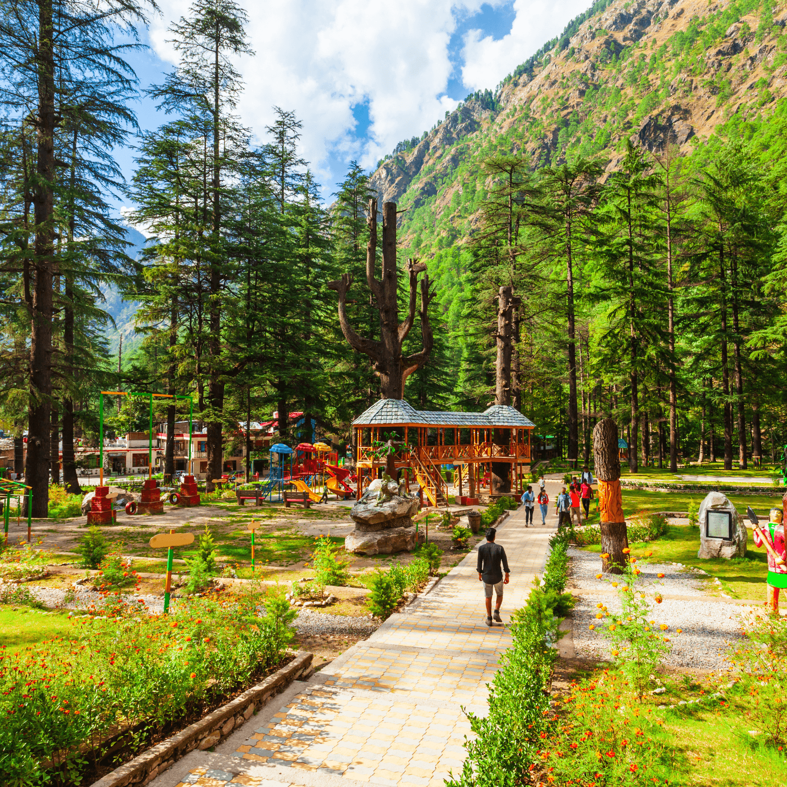 Indraprastha Park in Kufri is a beautiful attraction amidst lush greenery, offering visitors a chance to relax and enjoy the serene environment. It's a great spot for families to unwind and children to play.