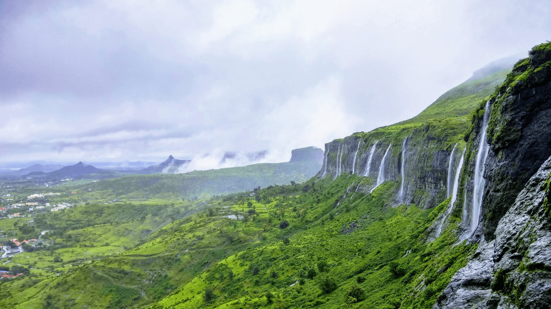 Explore Nashik's Rich Heritage and Serene Landscapes
