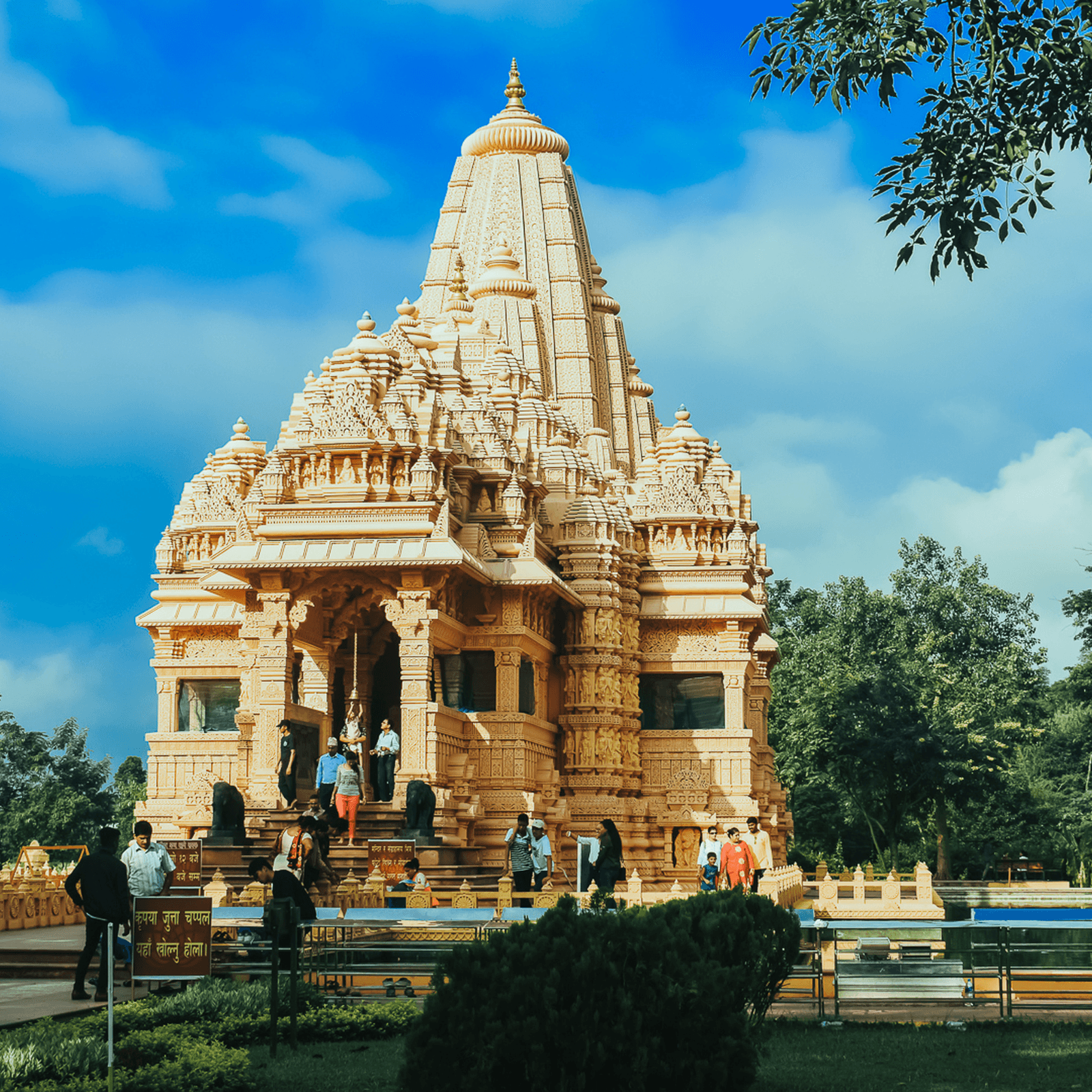 Explore Nepal’s Cultural Wonders & Natural Beauty in 8 Days