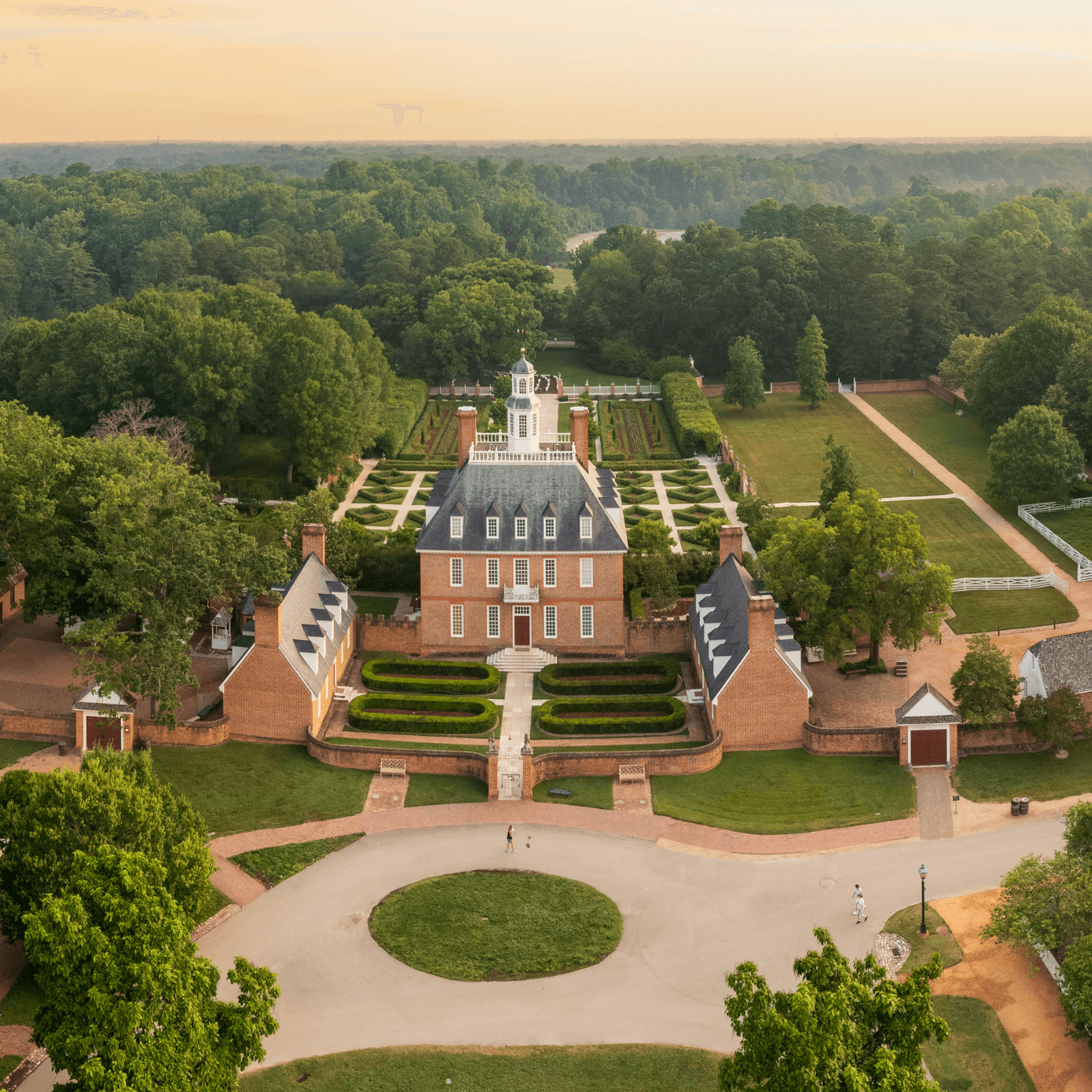 Destination image image4