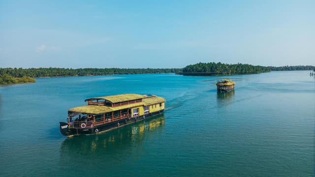 Explore the Beauty of Kerala