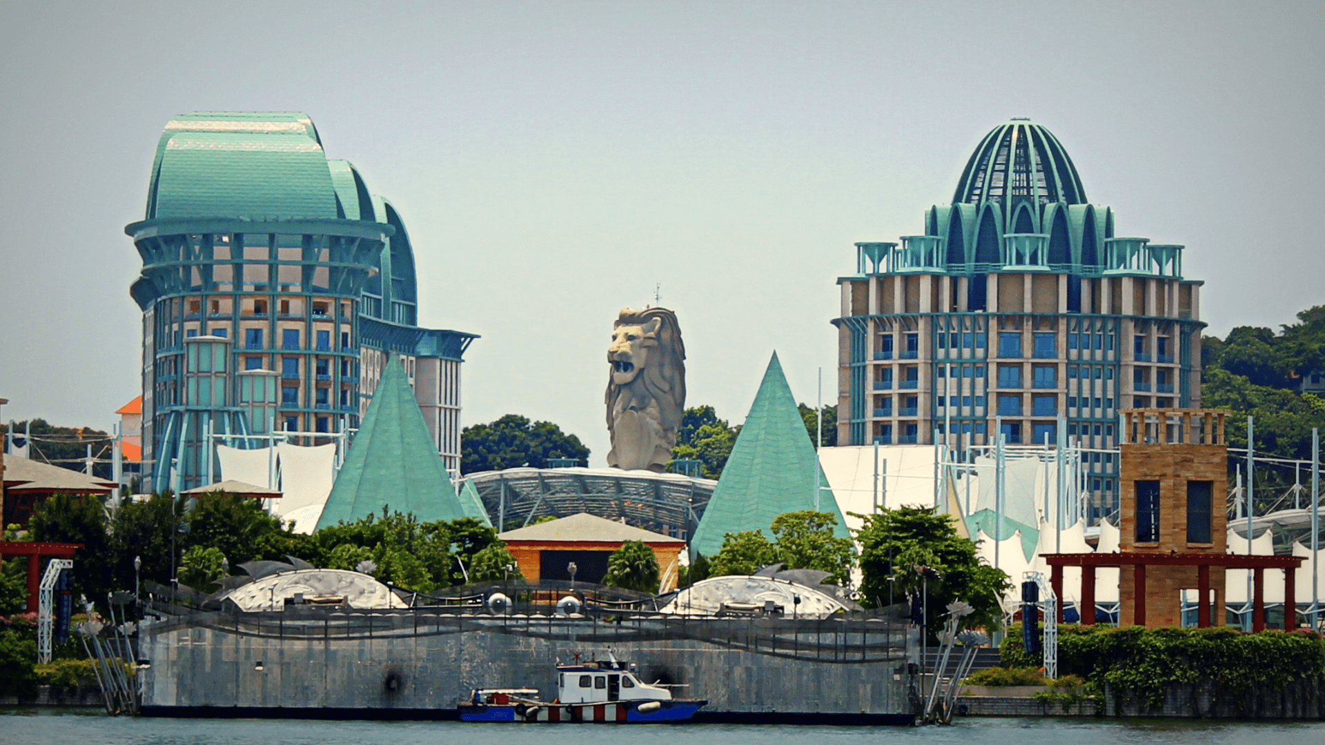 "Luxurious 2-Night Cruise – Indulge in world-class comforts, fine dining, and unforgettable ocean views."