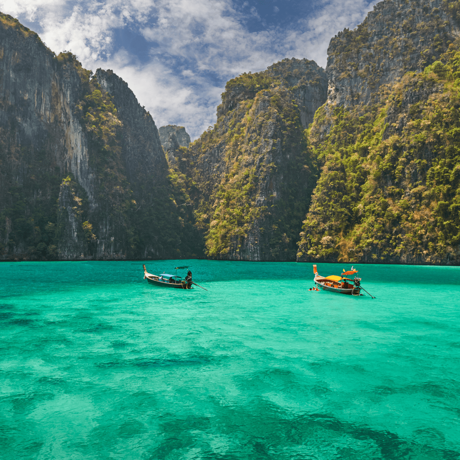 Witness the grandeur of the Fantasea Show in Phuket, a cultural extravaganza that blends the allure of Thai heritage with cutting-edge technology and performances.